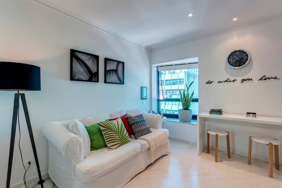 Sunny and inspiring apartment in Jardim Paulista — photo 1