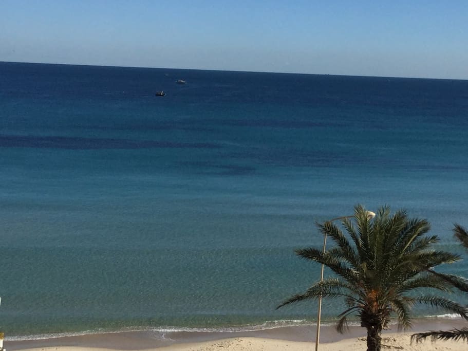 Une photo depuis le balcon du salon