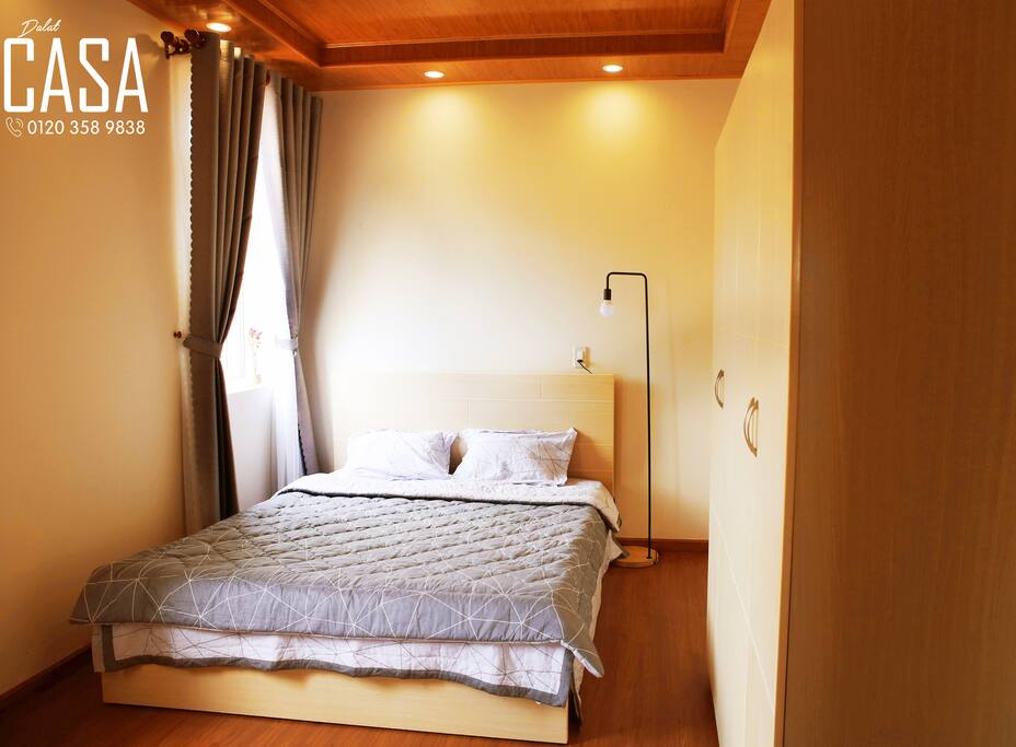 Neat and cozy room