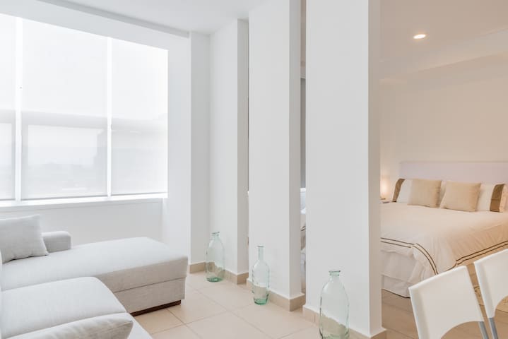 Alameda Downtown Apartment 1204