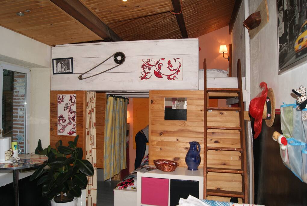 chambre vue de l'entrée