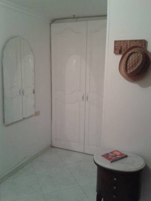 closet en la habitación