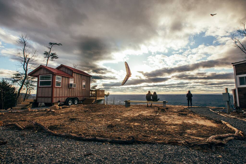 sunset with a chance of hang gliders