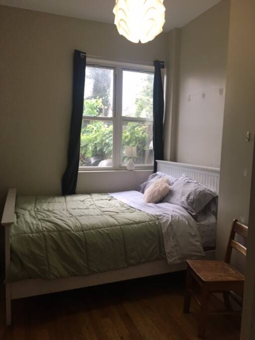 Back bedroom
