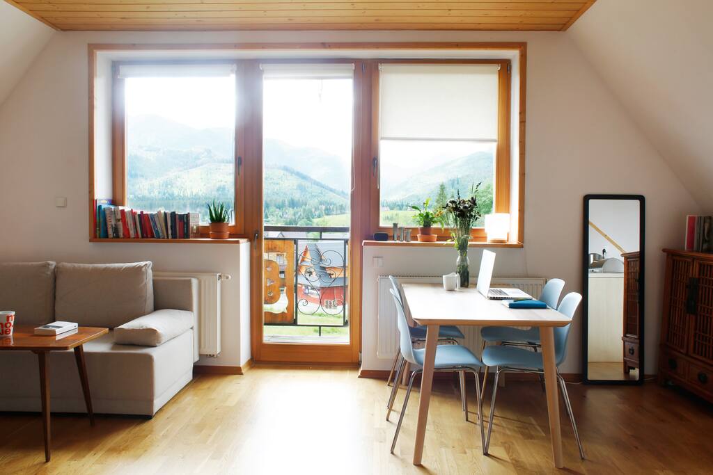 Widok z salonu / View from living room