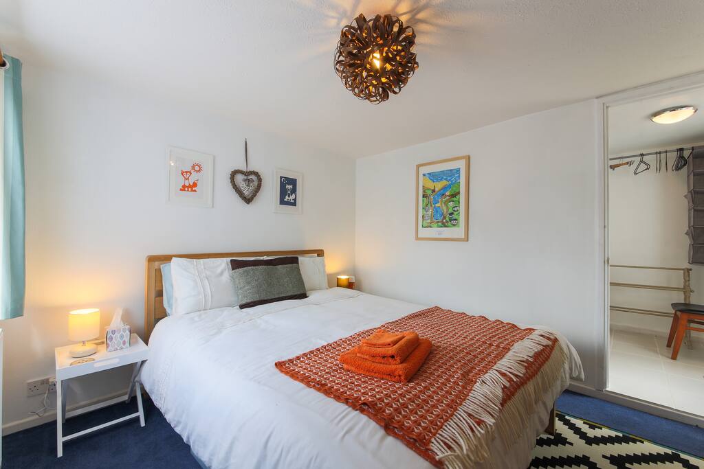 Annexe in quiet Porthleven cul-de-sac