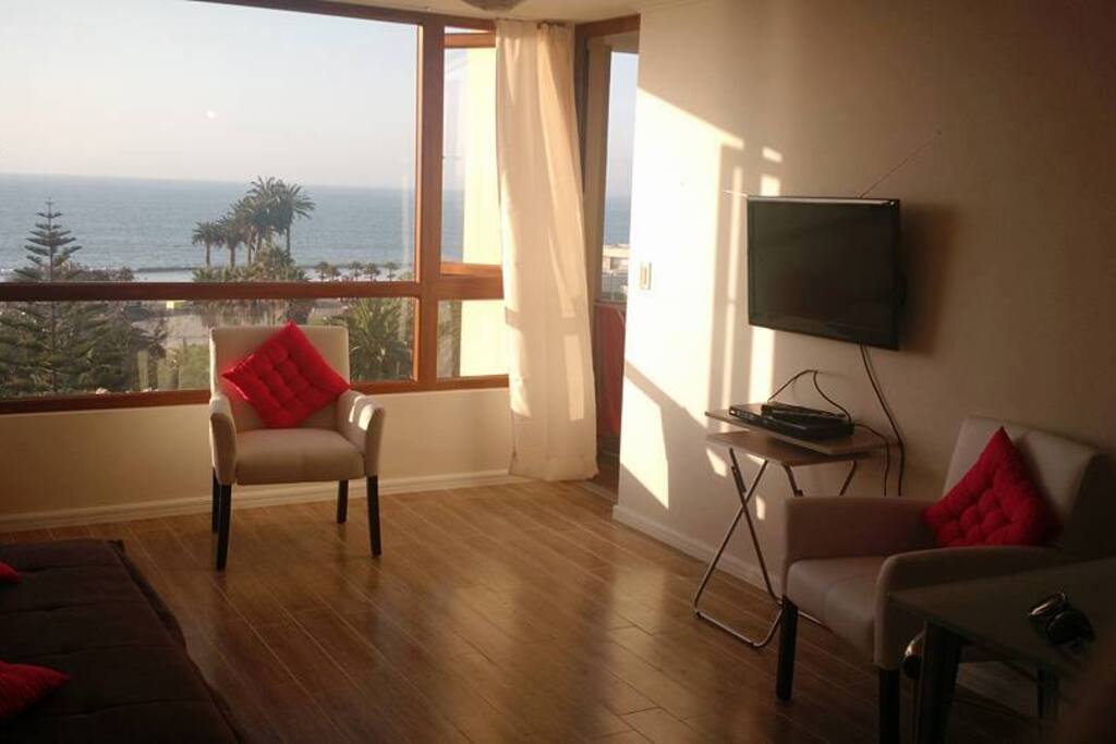 Living room / Sala de estar