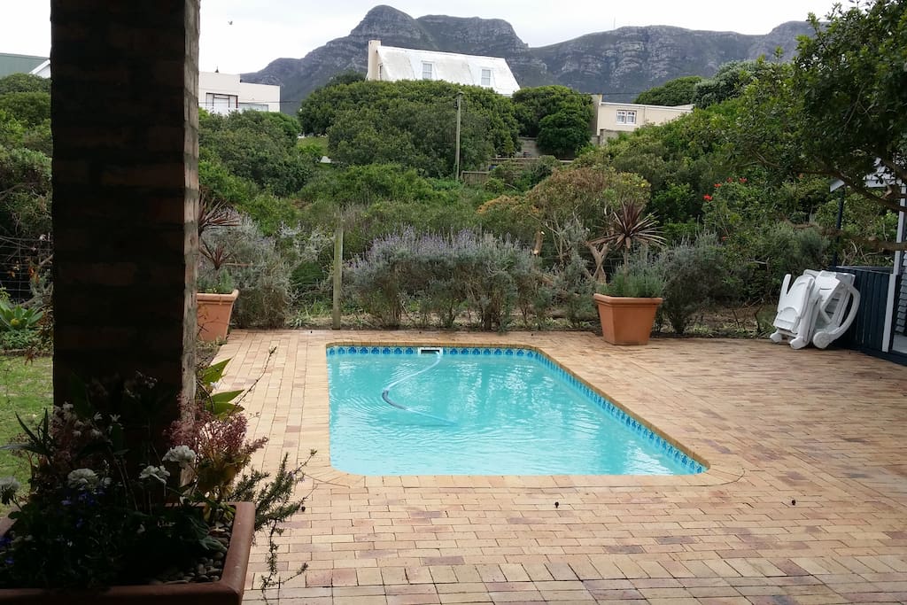 Open pool