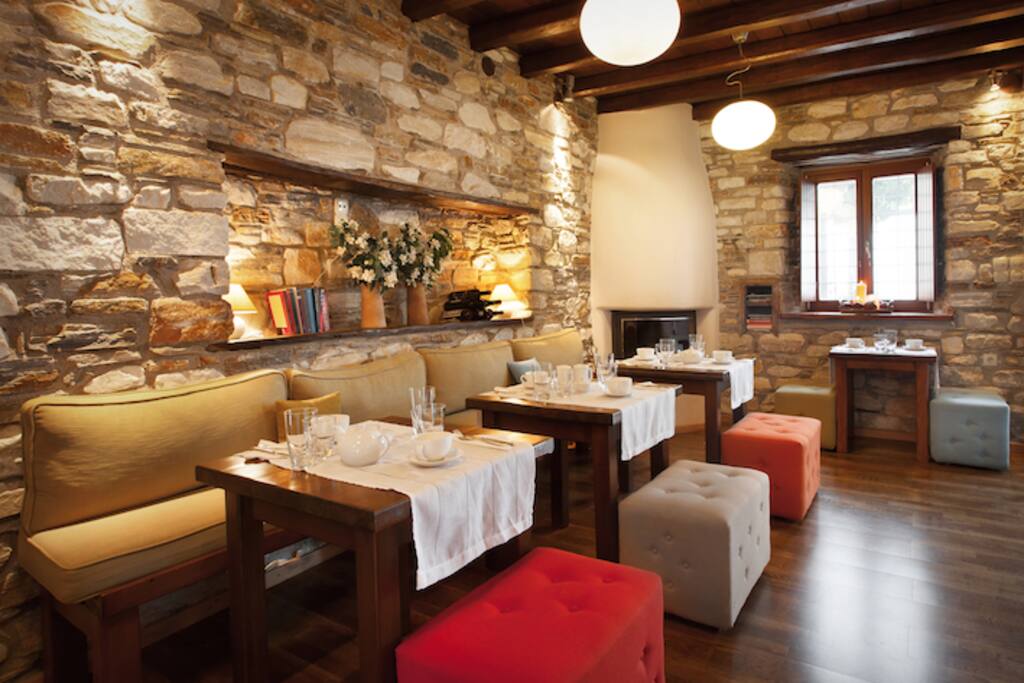 Breakfast Area (winter area)