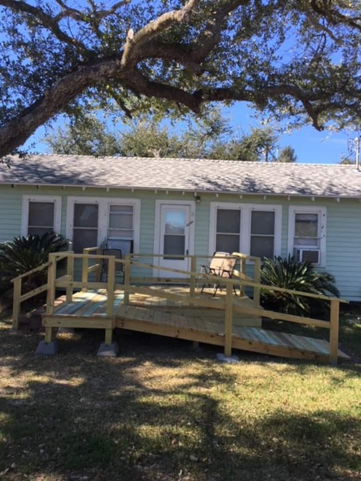 Cabin by the Bay Cabins for Rent in Rockport, Texas, United States