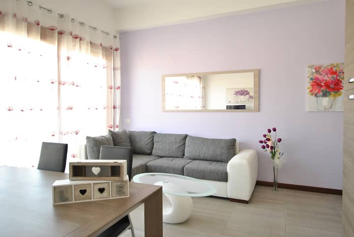 Smeralda Flats, 2 Camere & Parking Centro Storico - Olbia