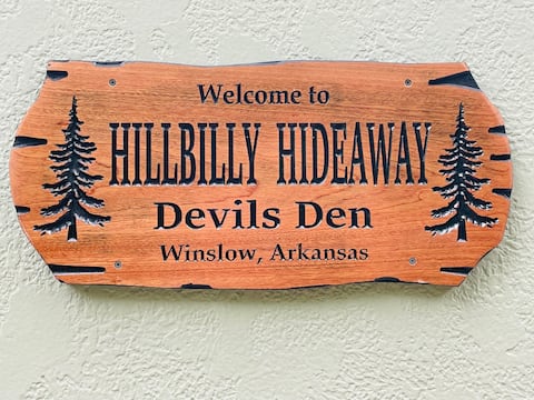 Wilderness getaway on 120 ac 1.5 mi to Devils Den