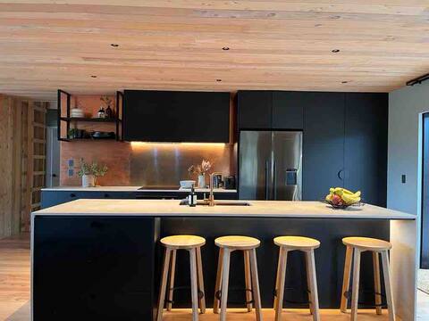 Luxe Lake House close to Tongariro/Ruapehu