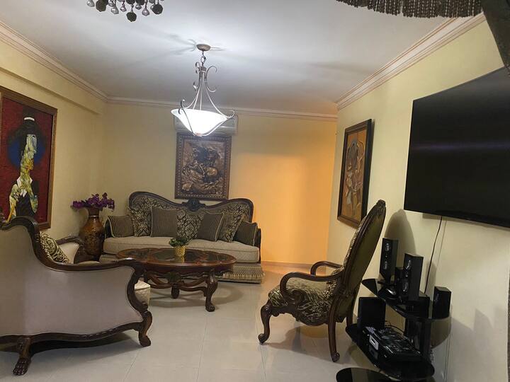 Central apartment with 3 rooms. Condominiums for Rent in Santo