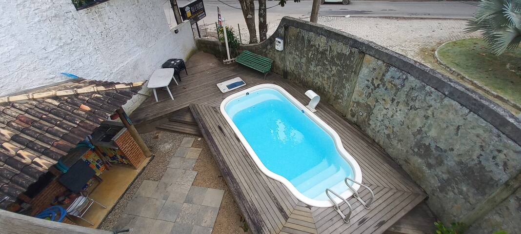 Casa completa até 10 pessoas só trazer as malas! gallery image 3