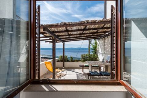 Apt ARIA (A), 2 BD, family friendly