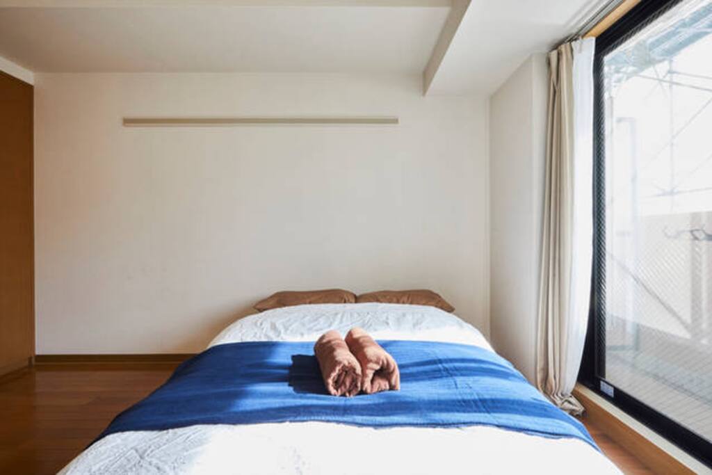 Semi-double bed, which can fit two people
