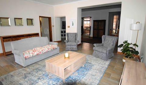 Townhouse in Graaff-Reinet
Karoo Stilte