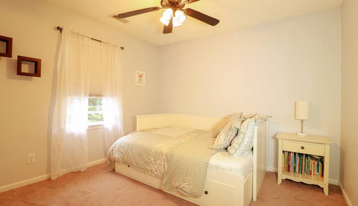 საძინებელი 4