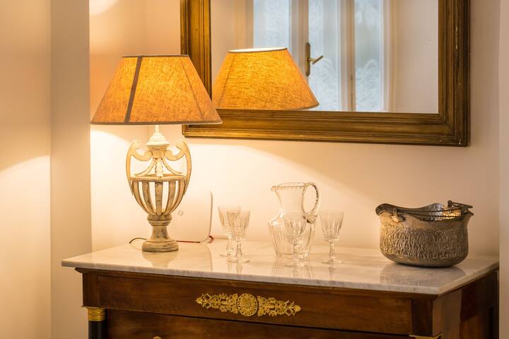 Prestigious Apartment at Via Barberini gallery image 5