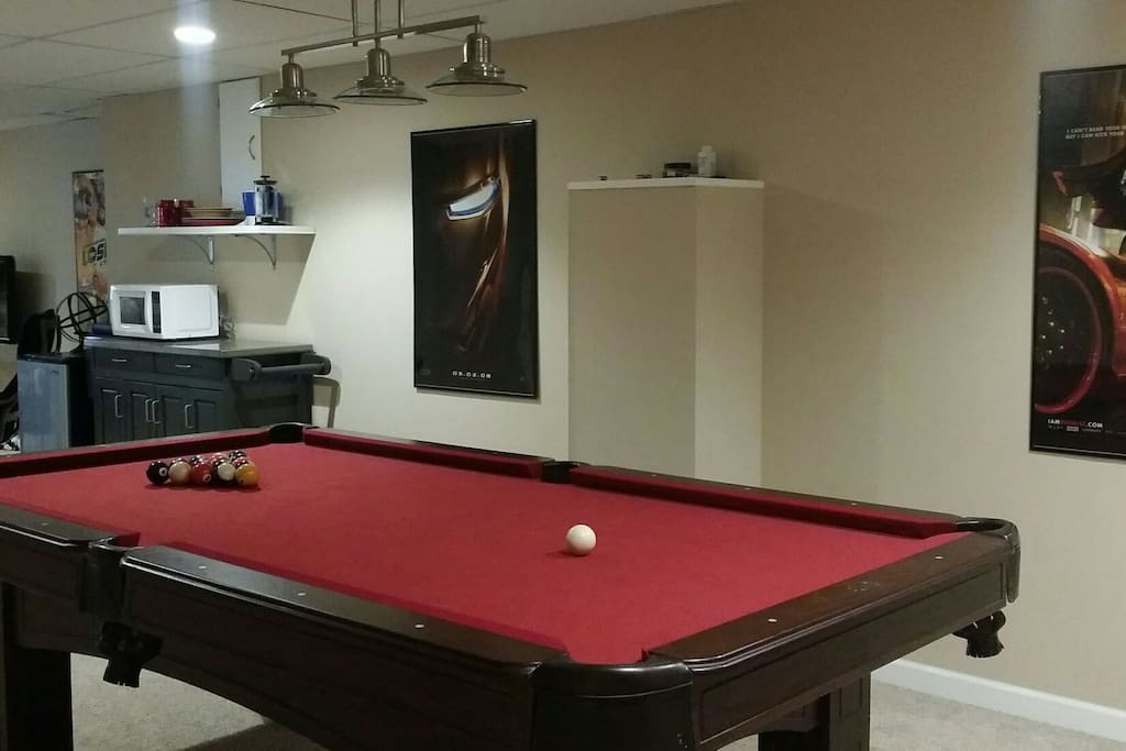 Pool table