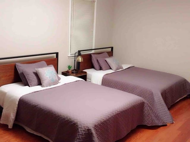 Woodbury house room 09 (5min to Woodbury outlet)