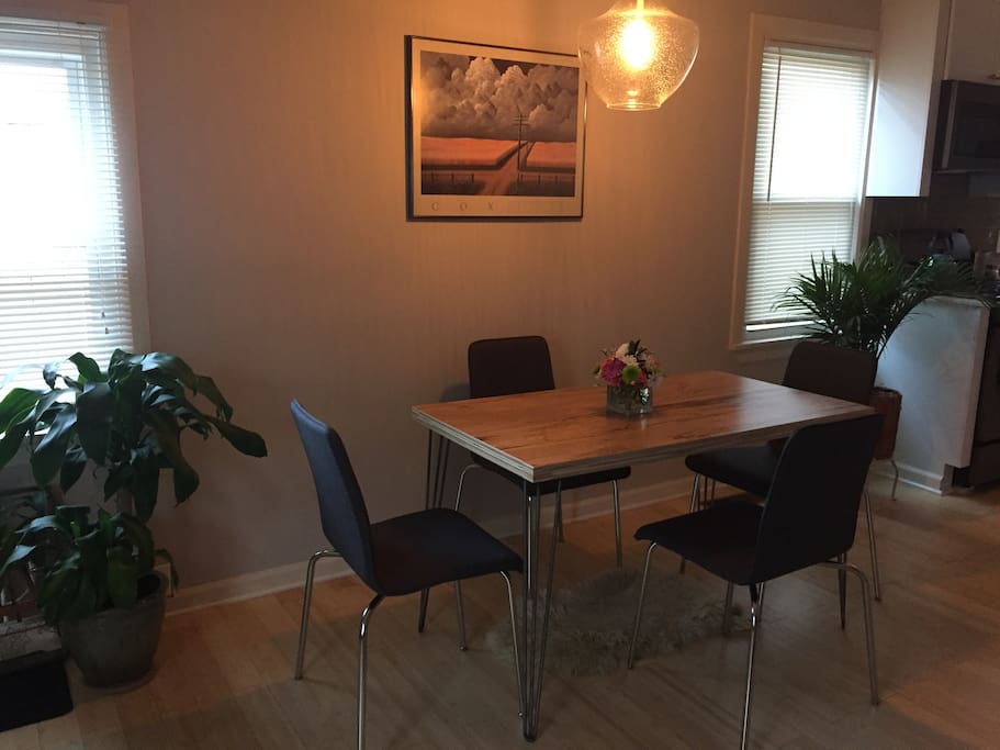 Dining/office area