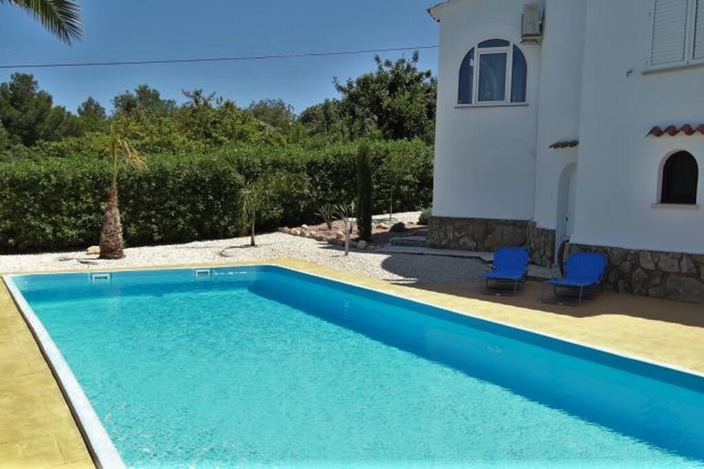 Pool 10 x 4,5 m