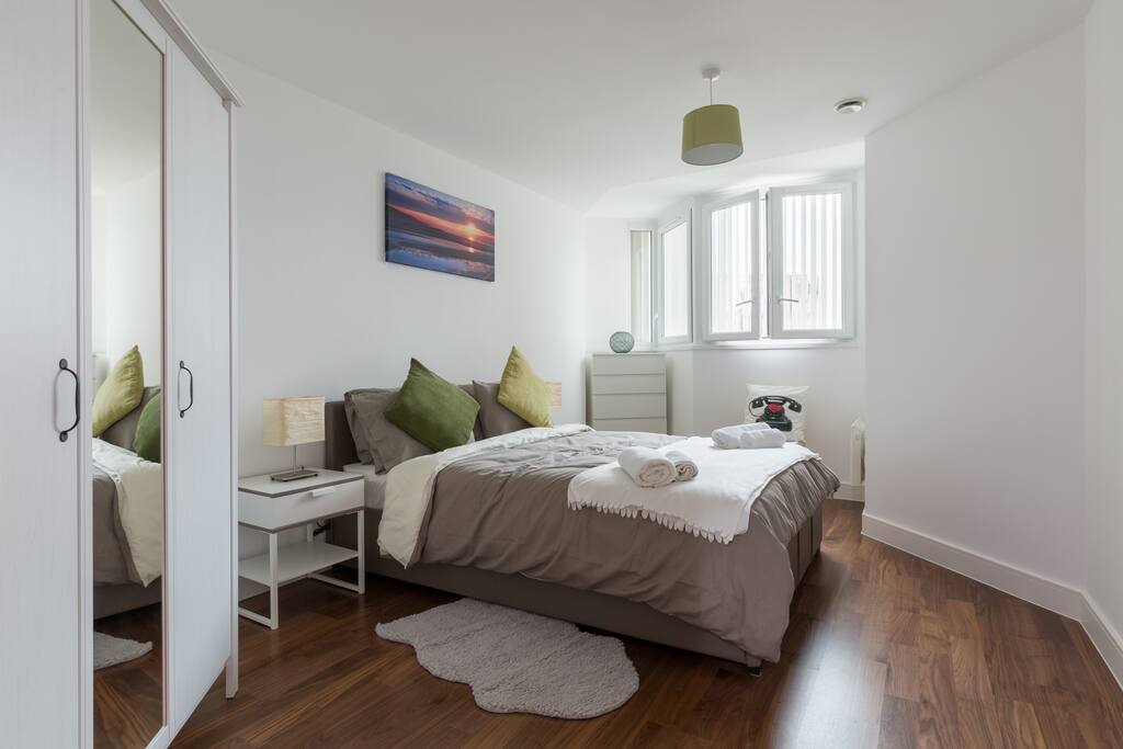 Great Comfy Luxury bed