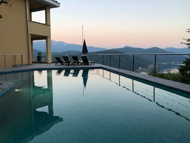 Get Wallpaper Decorazione esterna vicino a me For iPhone