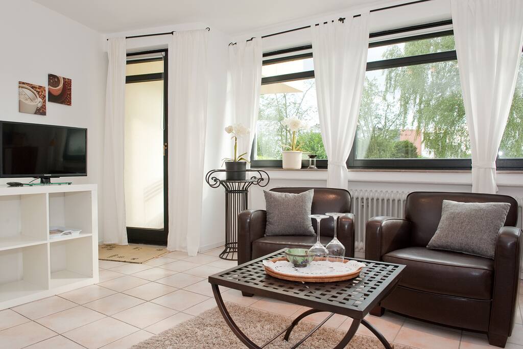 zum Balkon