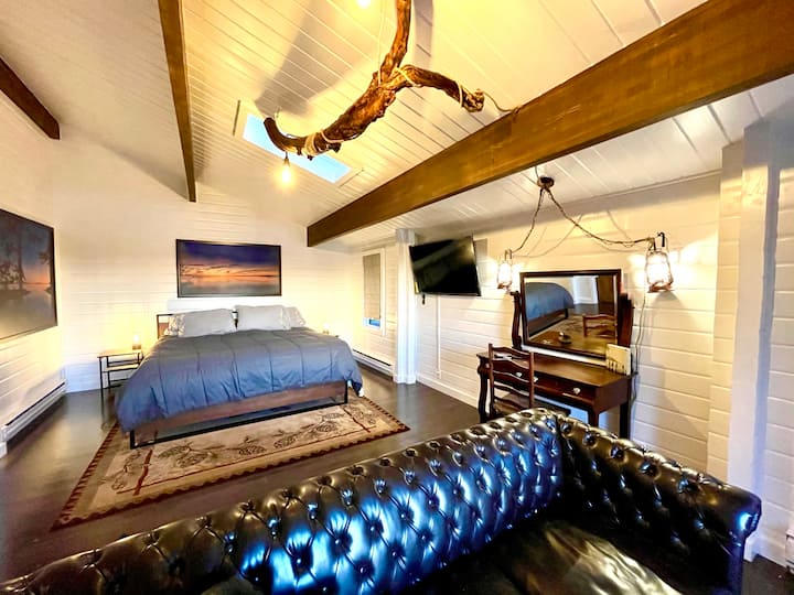 Upstairs master bedroom.