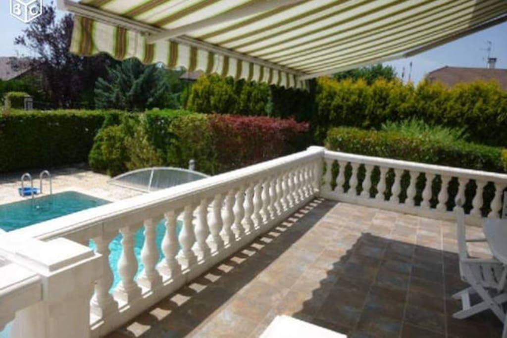 Big & Shining Terrace