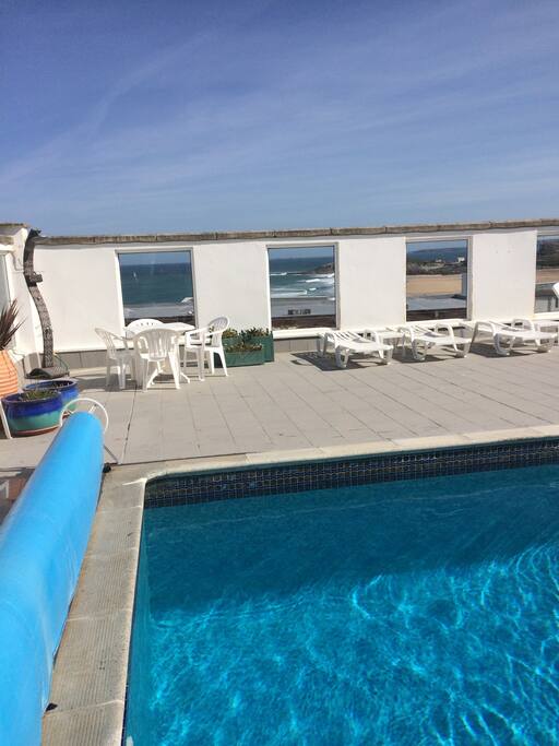 Outdoor heated pool overlooking fistral beach