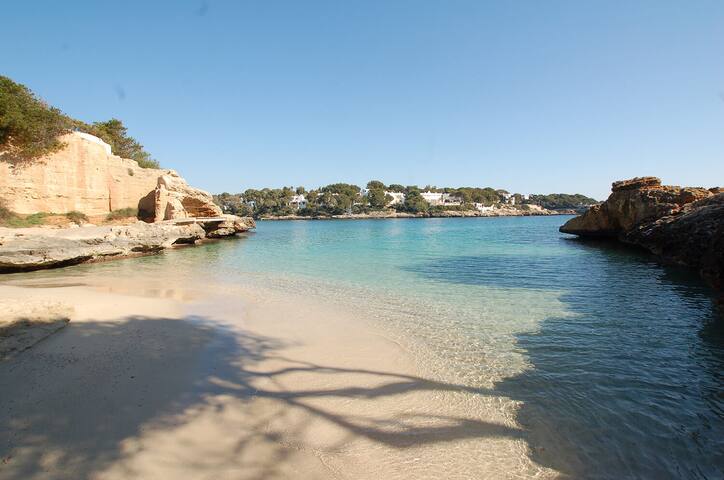 Front line Villa in Es Forti / Cala d´Or gallery image 2