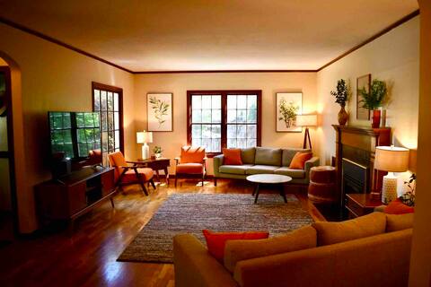 Miss Suzy's House--bright & cheerful, walk to OSU