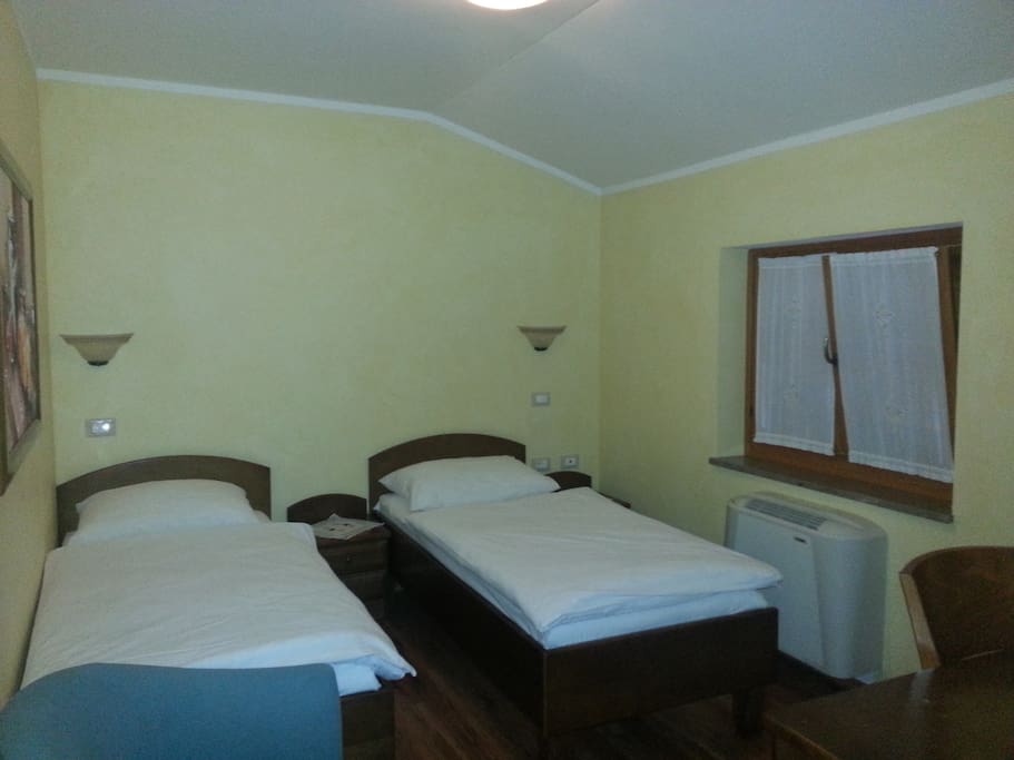 Twin room