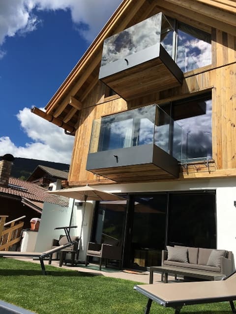 Mountain Chalet Ghilga