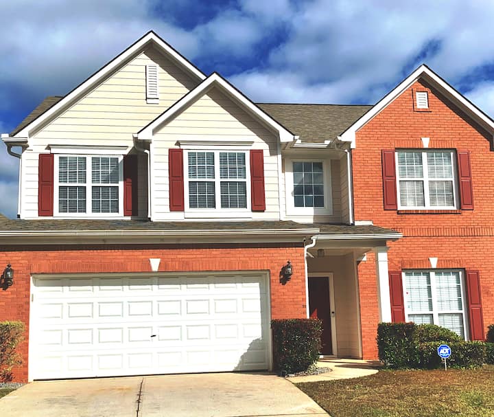 Spacious and Comfortable 4 br Home Houses for Rent in Norcross