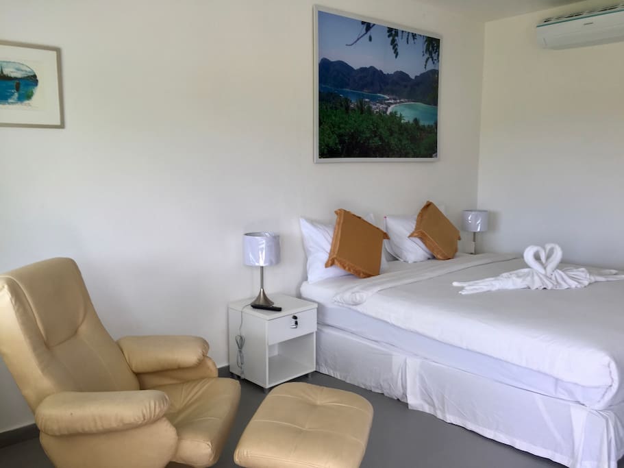 Guest room