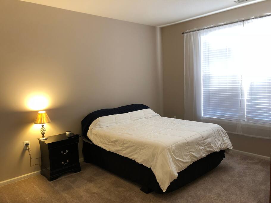 Queen size bed