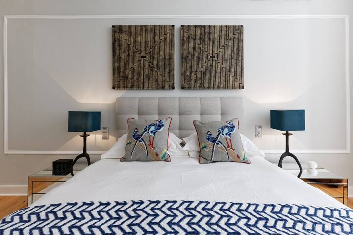 Luxury apartment, excellent location! gallery image 2