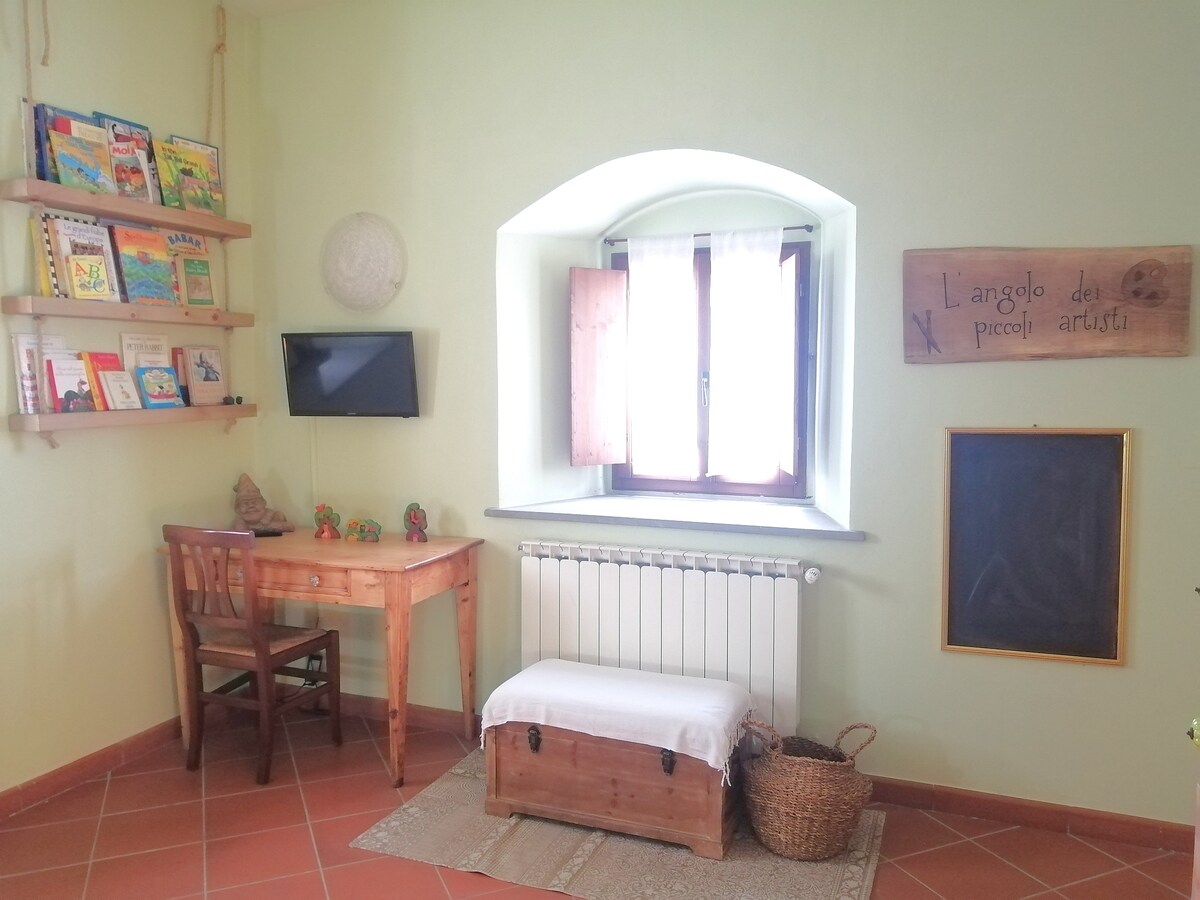 Top Airbnb: Farmhouse of '500 near Florence a Reggello