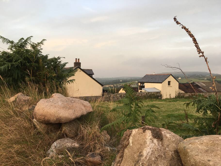 Rossland Barn from the lane