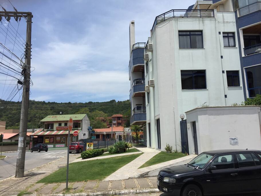 Lateral do prédio