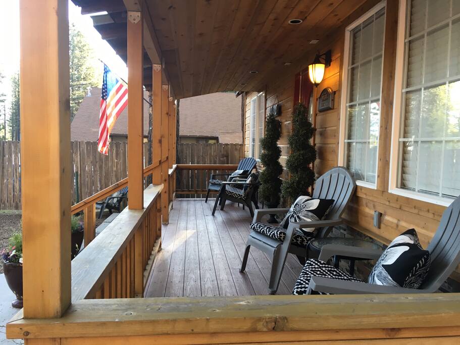 Great front porch!