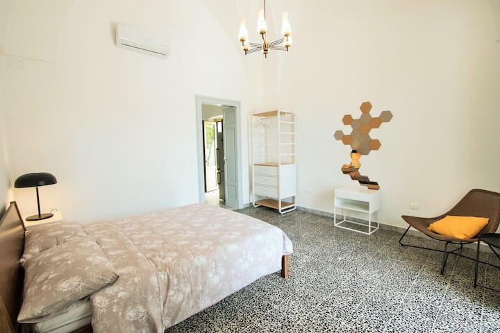 غرفة النوم 1