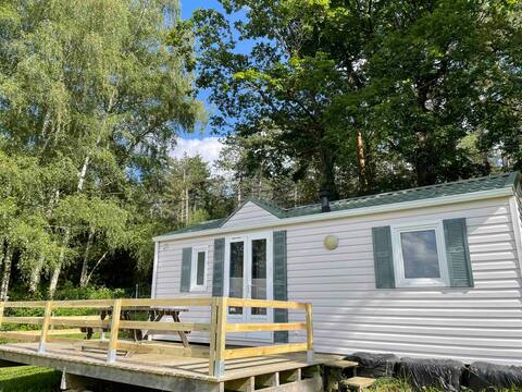 Mobile home in animal park in Aveyron