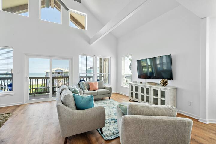 Stay Beach Box managed Airbnb listing 1