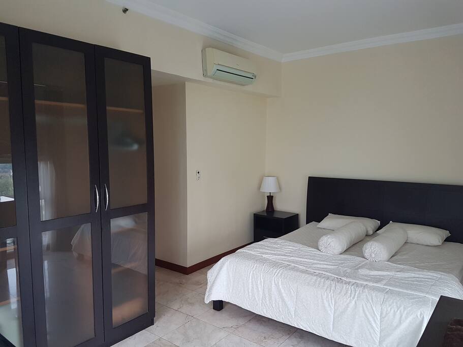 Master bed room